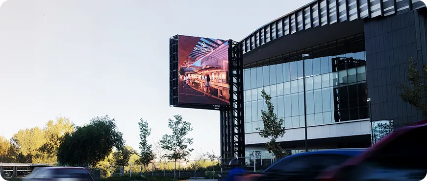 DOOH: why digital outdoor advertising is winning in the Bajío region